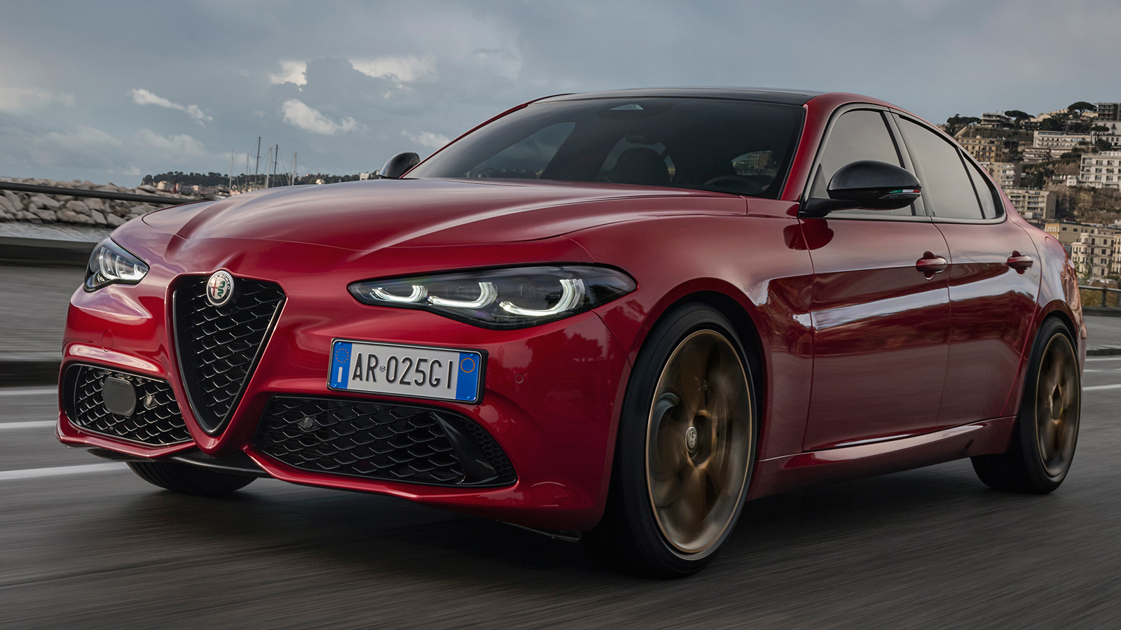 Η νέα έκδοση Intensa είναι η κορυφαία της Alfa Romeo